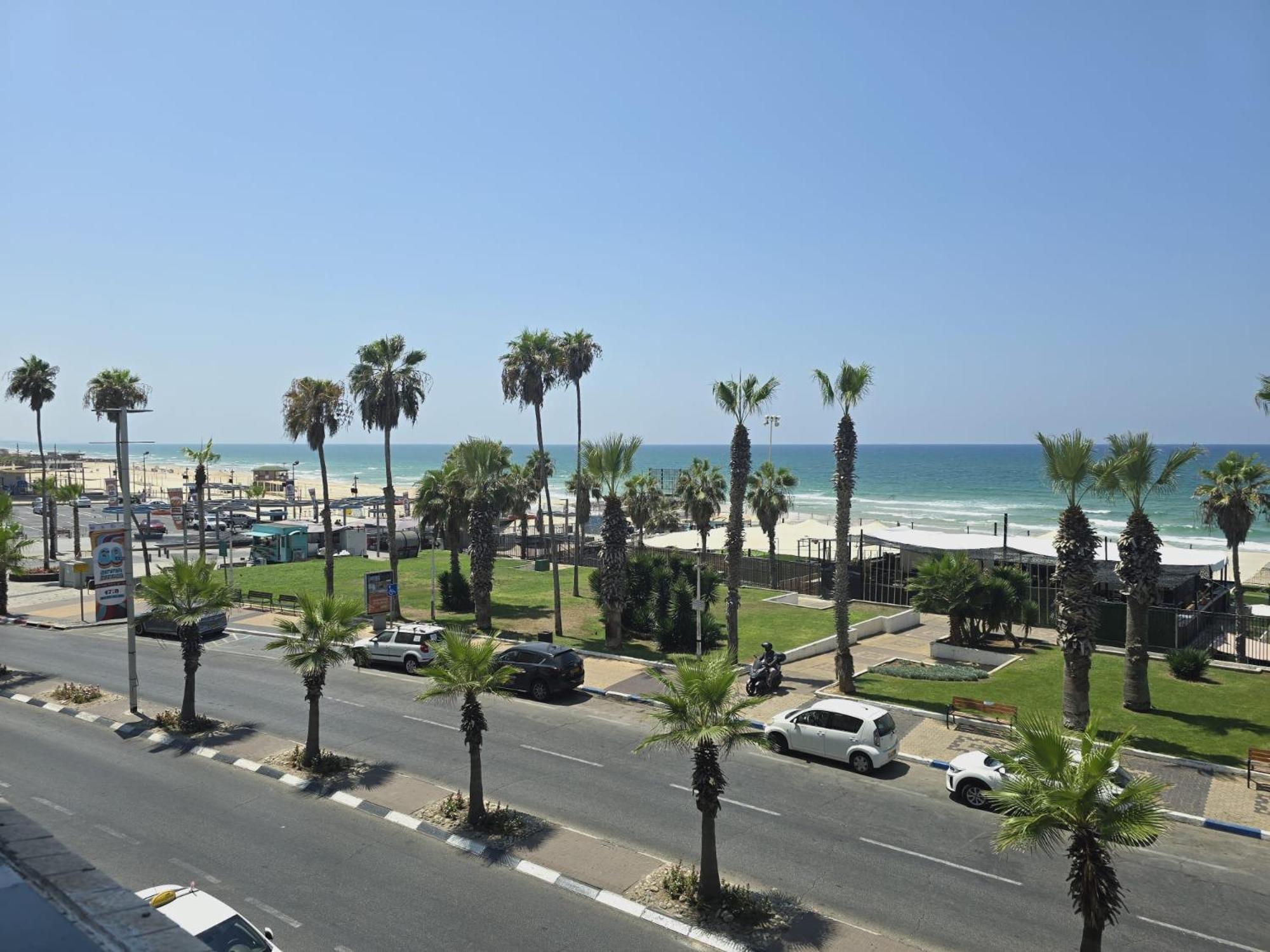 Gk Apartment Beauty Bat Yam Exterior foto