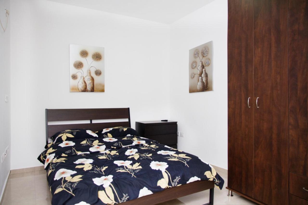 Gk Apartment Beauty Bat Yam Exterior foto